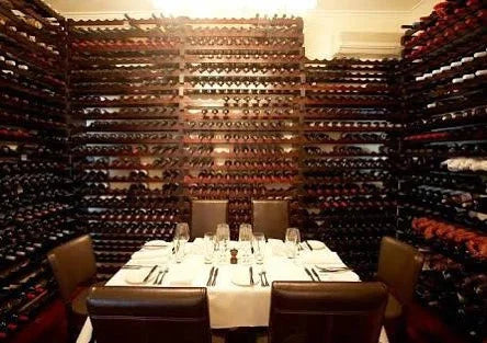 Centonove Restaurant Wine Shelf Display 21